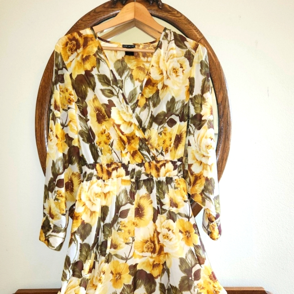 Kate & Lily Yellow Rose Dress